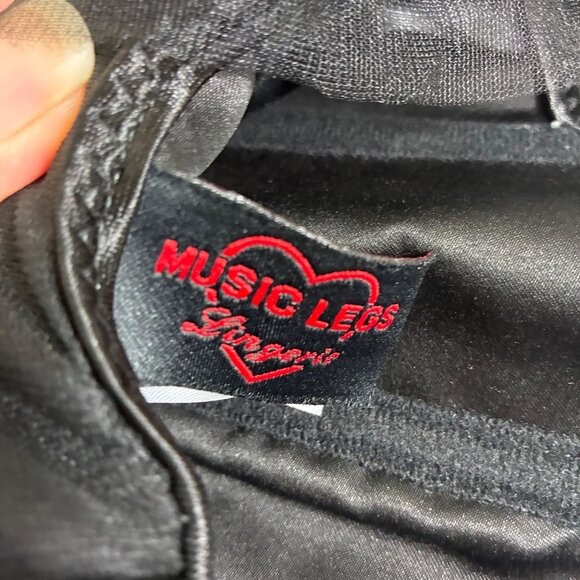 Y2K Music Legs Ruffled Lace Corset Lingerie Size Small Romantic Sexy - Picture 7 of 8